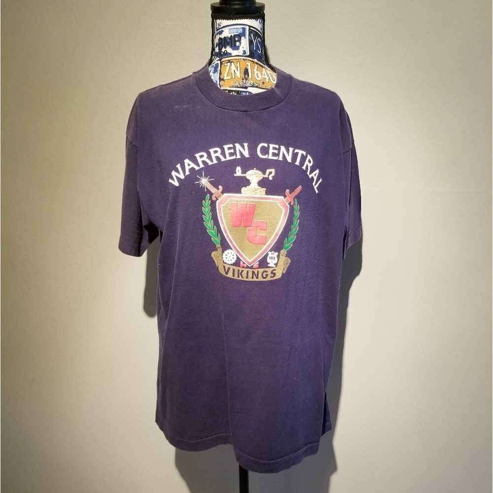 VINTAGE WARREN CENTRAL TSHIRT.  B21    
